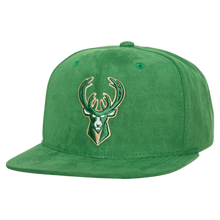 MILWAUKEE BUCKS (GAMUZA)